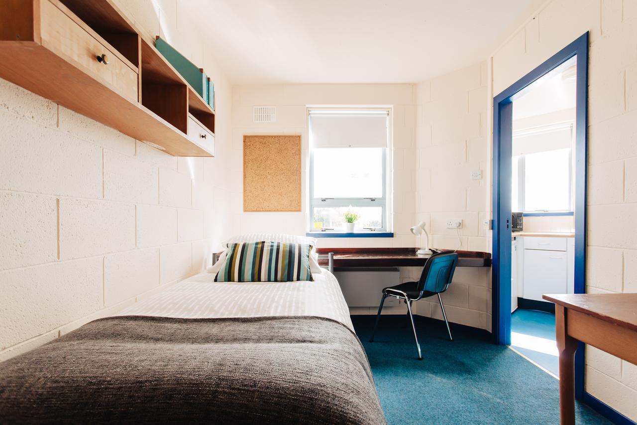 Dcu Larkfield Lejlighed Dublin Eksteriør billede